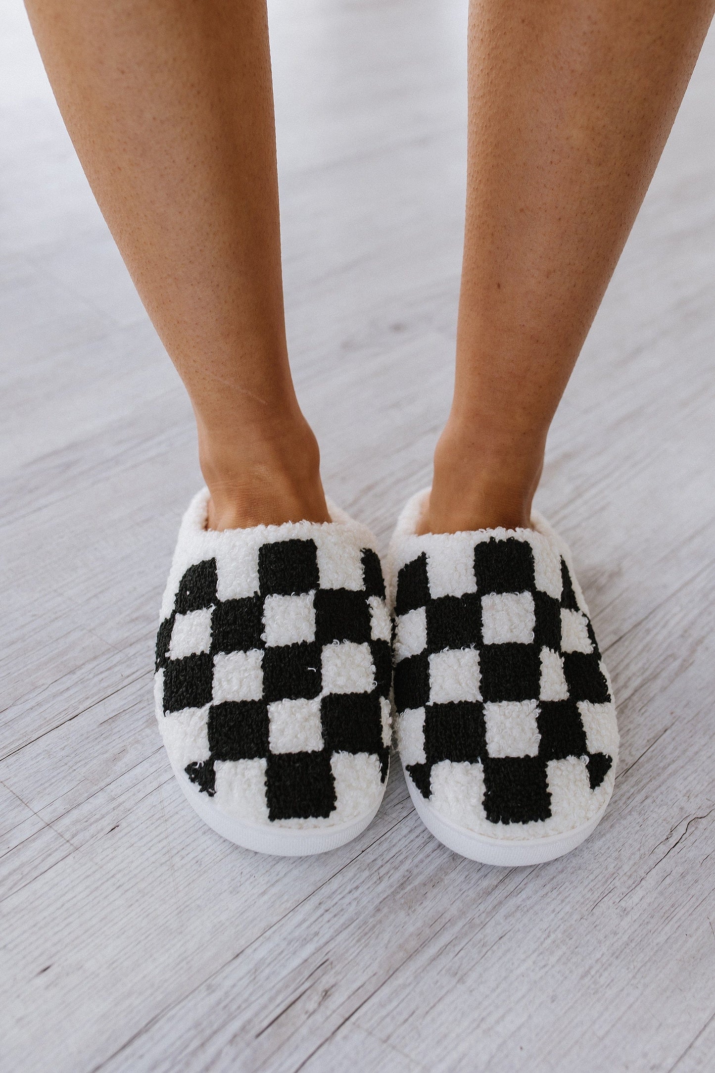 Checkered Print Fuzzy Slippers